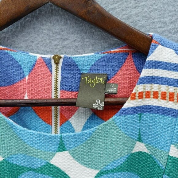 Colorful Taylor Sleeveless Dress With Geometric Stripes & Patterns Size 12 - Picture 2 of 7